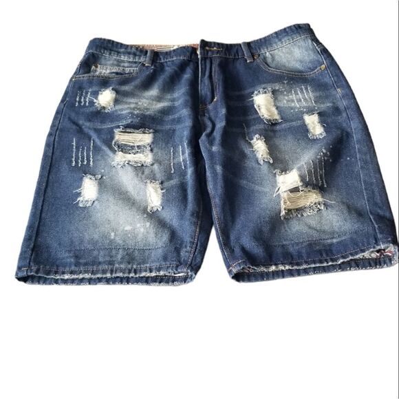 Mens distressed shorts - Picture 1 of 6